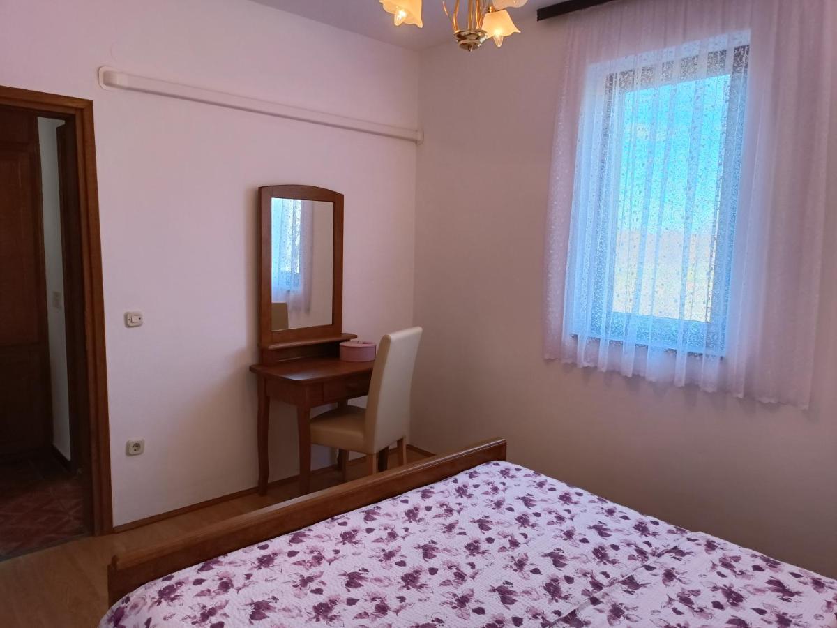 Apartments Ivicek Пореч Екстер'єр фото