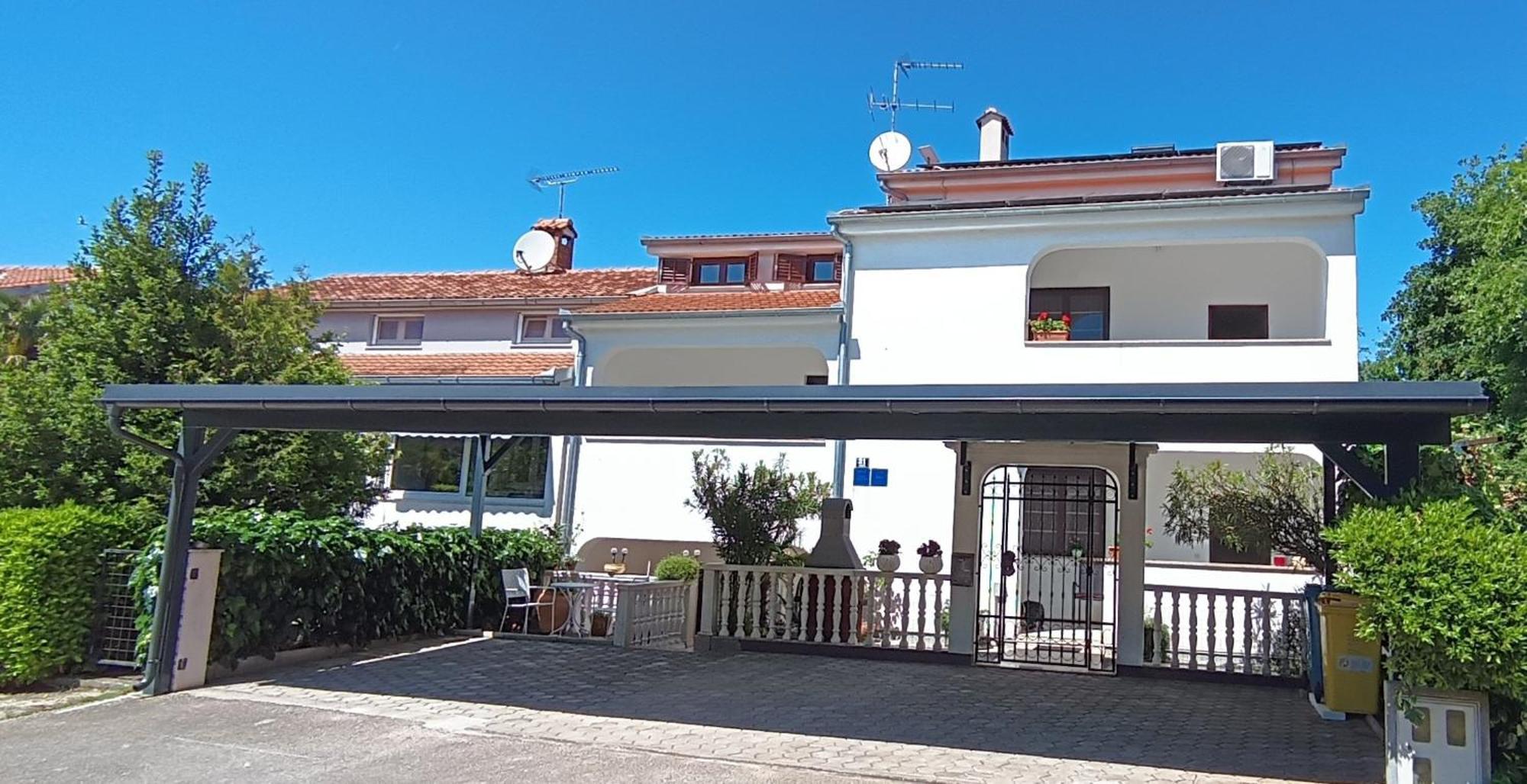 Apartments Ivicek Пореч Екстер'єр фото